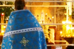 Около 200 человек встречали икону «Неупиваемая Чаша» в Введенском храме Каширы