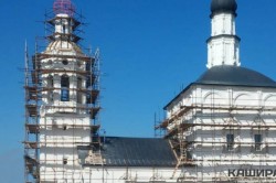В деревне Злобино идет активное восстановление храма Михаила Архангела