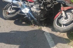 Водитель мотоцикла разбился на дороге под Ледово