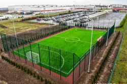 Современная футбольная площадка появилась на территории «Фрито Лей Мануфактуринг»