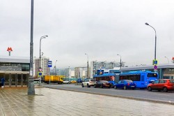 «Нет расписания и теплого павильона» – пассажиры недовольны «обустройством» нового конечного пункта автобуса Кашира – Москва