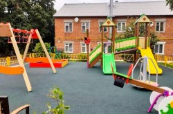 Около 1,5 миллионов рублей потратят на строительство четырех детских площадок в Кашире