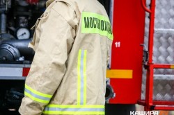 Загоревшийся автомобиль потушили днем в Большом Руново
