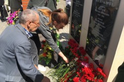 Торжественное открытие мемориальной плиты погибшим в Афганистане и Чечне воинам-каширянам состоялось на Аллее Славы