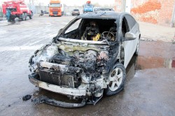 Стало известно, сколько автомобилей сгорело в результате вчерашнего пожара в автосервисе «Алан+»