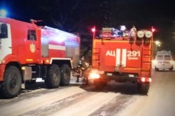 Три пожарных расчета ликвидировали возгорание хозпостройки в Труфаново