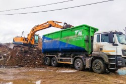 Мусор со свалки в Домодедово повезут на переработку в Каширу