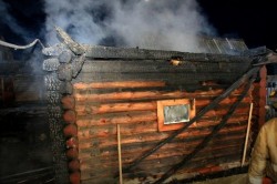 Хозпостройка загорелась накануне вечером в деревне рядом с Каширой