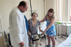 Каширские травматологи вернули подвижность 81-летней пациентке с переломом бедра