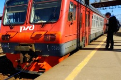 Человек, едва не попавший под поезд, сбил график поездов Павелецкого направления