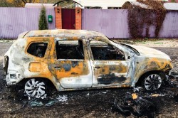 Ночью в городском округе Кашира сгорел автомобиль Nissan Terrano