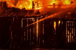 Еще один пожар в Ледово: ночью сгорел сарай