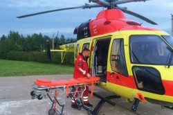 Двоих детей с травмами и переломами доставили из Ожерелья вертолетом санавиации