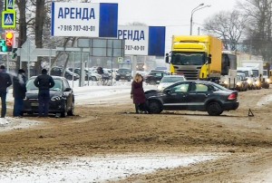 ДТП на Стрелецком перекрестке: столкнулись Ford Focus и Volkswagen Polo