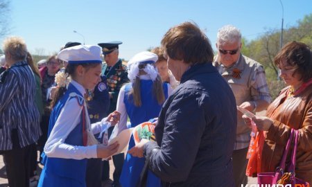 Потомки погибших солдат-якутов прилетели на урок мужества из Республики Саха (Якутия)