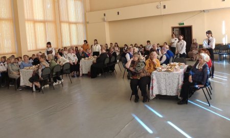 "Музыкальное кафе"