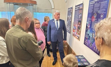 Открытие выставки ко Дню космонавтики в музее