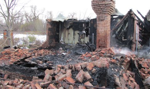 При вчерашнем пожаре в Острогах пострадала жилая часть дома