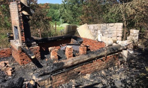 Раскаленная парная: в Корыстово горела баня и частный дом