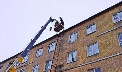 УК Каширы оштрафовали за отказ ремонтировать крышу дома на улице Сергея Ионова