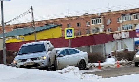 В результате аварии возле рынка в Кашире-2 частично затруднено движение