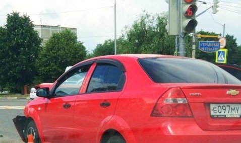 На М-4 произошло ДТП с грузовиком, на Стрелецкой вновь столкнулись легковушки