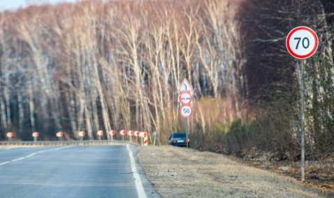 Новые знаки ограничения скорости установили на участке дороги Кашира – Озеры, где в марте погибли три человека