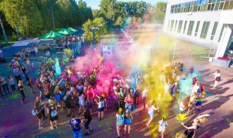 Всероссийский фестиваль красок с выступлением диджеев и пенной вечеринкой пройдет этим летом в Кашире