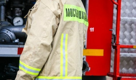 Автомобиль горел утром в деревне рядом с Каширой