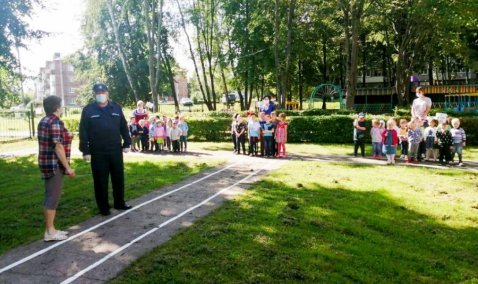 Каширские спасатели отработали учебную эвакуацию детского сада