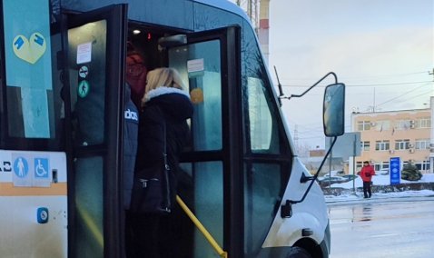 Подмосковный Минтранс похвалился передачей двух новых автобусов для маршрута Кашира – Ожерелье