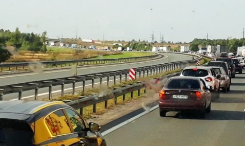 У моста через Оку на М-4 снова ограничивают движение