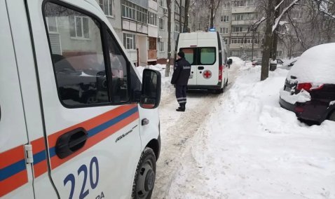 Медики и спасатели помогали с экстренной госпитализацией каширянина в тяжелом состоянии
