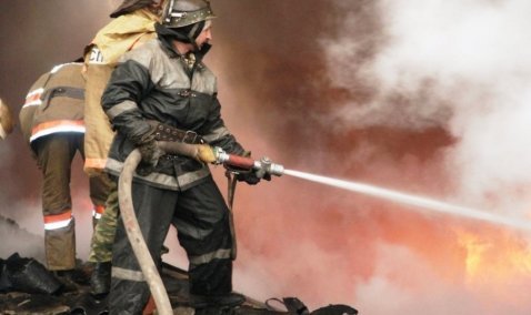 В деревне Аладьино ликвидировали пожар в хозяйственной постройке