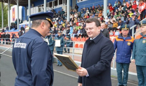 Каширскому управлению Мособлпожспас вручили сертификат на новые автомобили