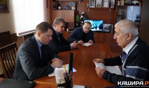 Взял под  личный контроль