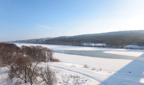 Спасатели в Кашире предупредили о смертельной опасности промоин на Оке