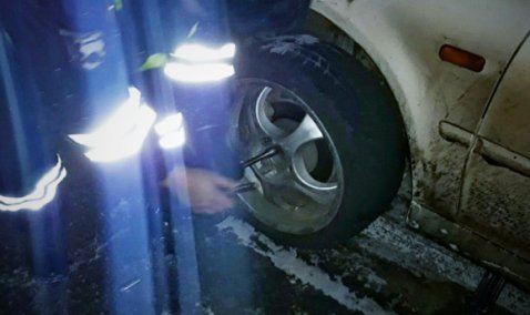 Полицейские 16-го батальона на трассе «Каспий» вызволили из «дорожного плена» девушку с ребенком