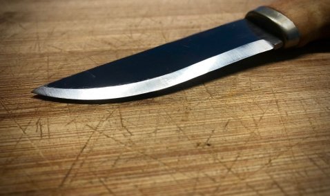 Пьяная уголовница зарезала мужчину в Ожерелье