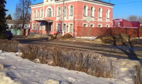 В Кашире сохраняются самые высокие сугробы в Подмосковье