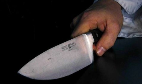 В Кашире мужчина бросился с ножом на соседку по «коммуналке», но избежал тюремного срока