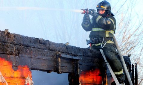 Более десяти человек ликвидировали пожар в бане в городском округе Кашира