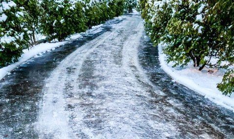 Дороги, как стекло: Каширу накрыл ледяной дождь