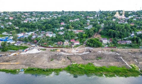 Завершится осенью: в Минблаге рассказали о том, как идет благоустройство набережной Оки в Кашире