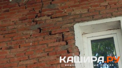 К концу 2017 года расселят жителей семи аварийных домов