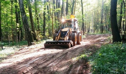В Каширском парке ведут подготовку лыжной трассы к зимнему сезону
