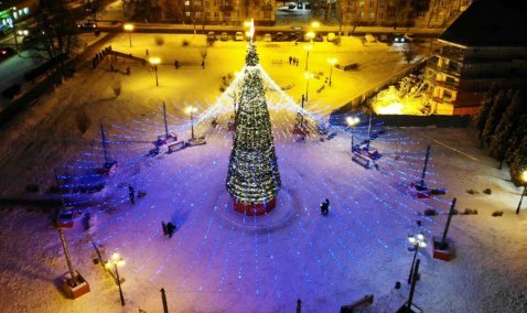 Каширу снова украсит большая новогодняя ель с шатром