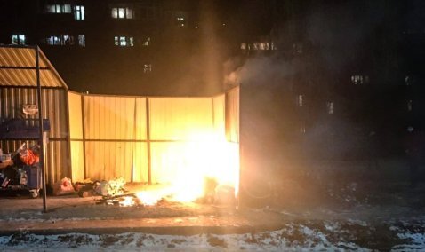 В Кашире продолжают гореть контейнерные площадки для ТБО