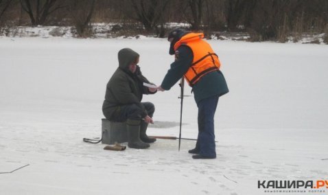 Каширские спасатели проводят профилактическую работу на водоемах