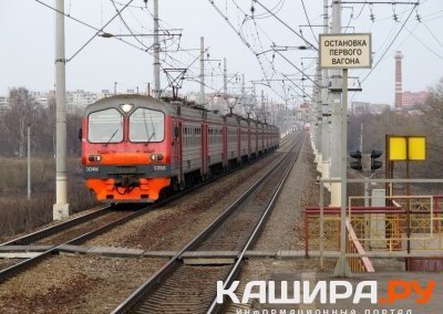 Труп мужчины на крыше электропоезда